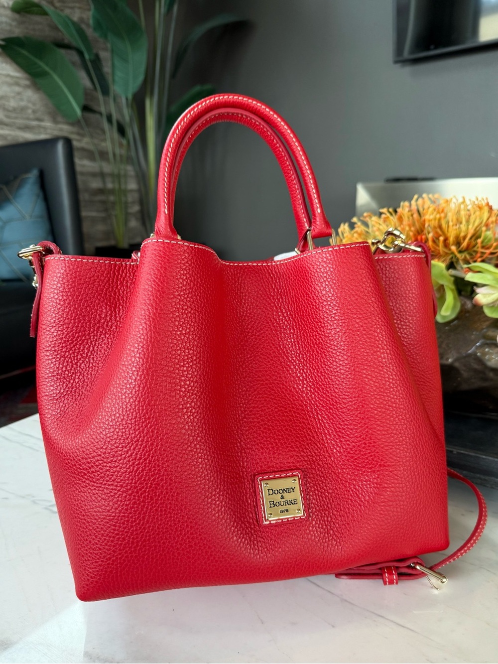 New Dooney & Bourke Lucca Leather Barlow Shoulder Bag Red - Picture 6 of 16
